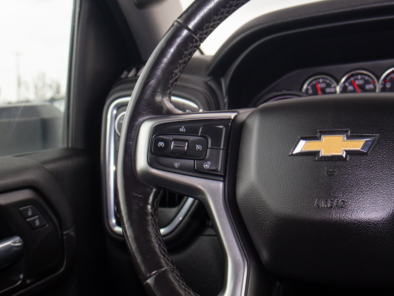 2021 Chevrolet Silverado 3500HD 4WD Crew Cab 159 LT White Sherwood Park - photo #22