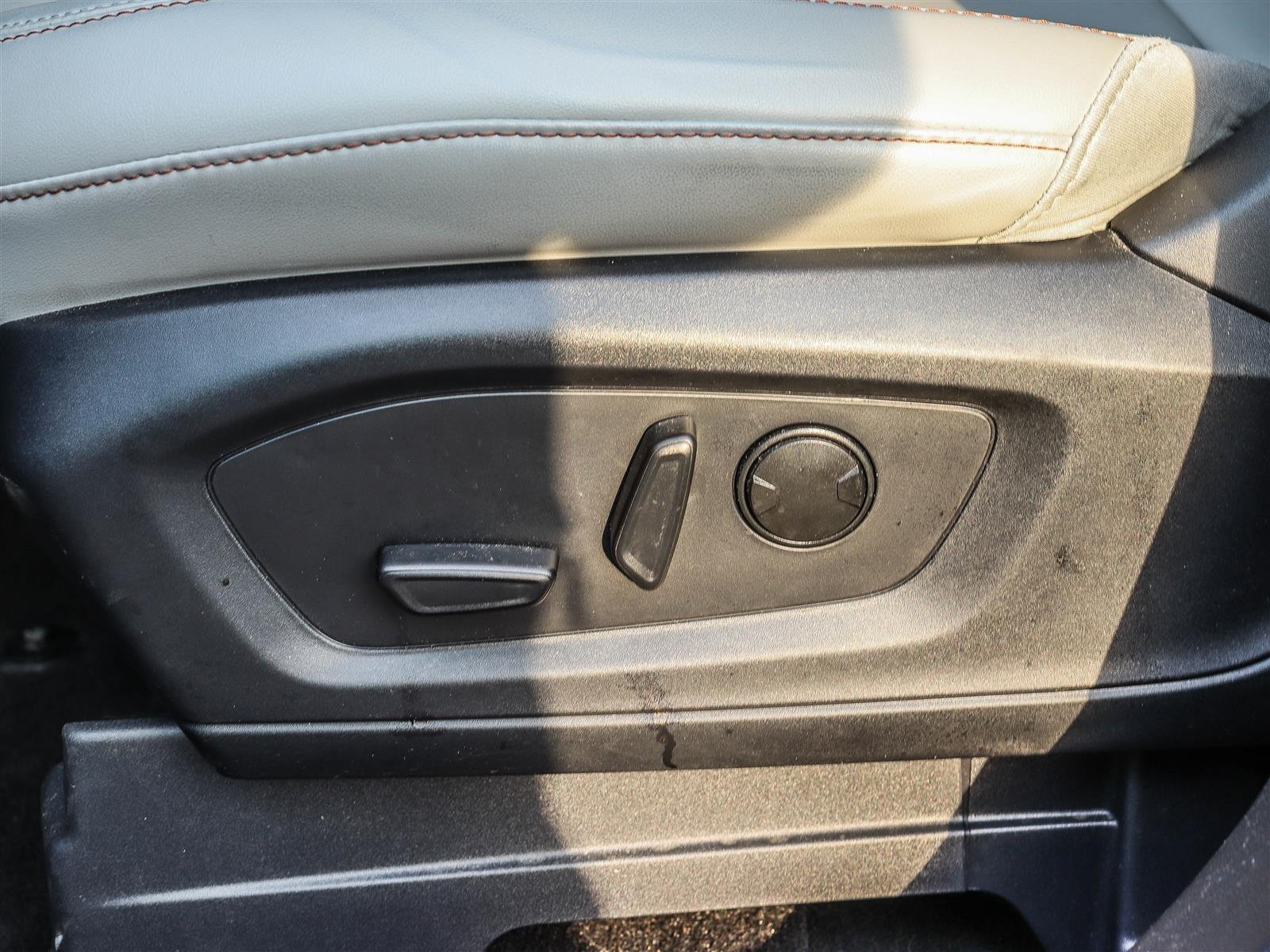 Ford Explorer Active 2025 Blue Ottawa & Gatineau - photo #5