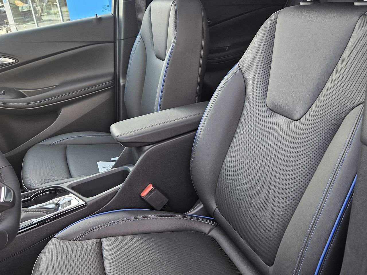 2026 Buick Encore GX Tourisme sport 4 portes TI Ebony Twilight Metallic Thetford Mines - photo #13