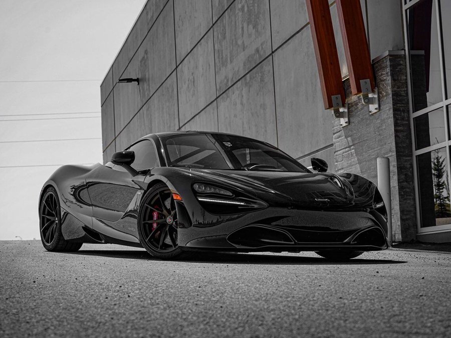 2018 McLaren 720S 2018 Black