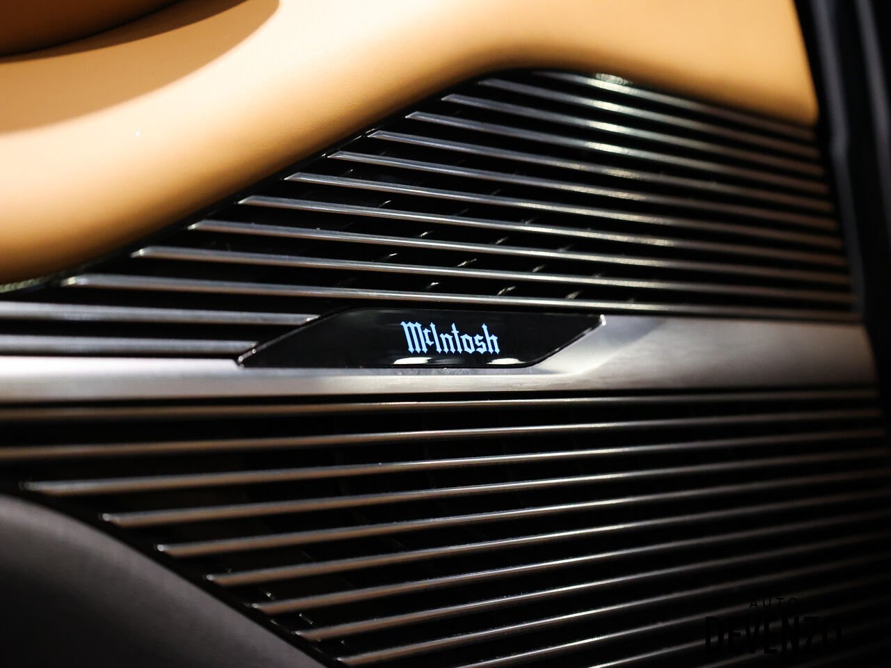 2024 Jeep Grand Wagoneer Blue Saint-Eustache - photo #14