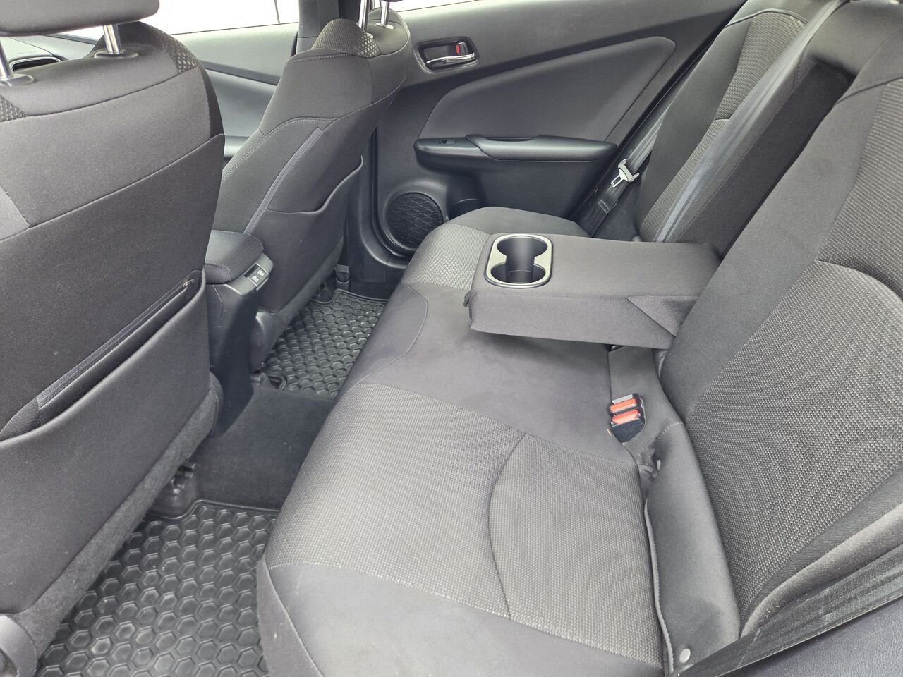 Toyota PRIUS 2020 Blanc Mont-Laurier - photo #10