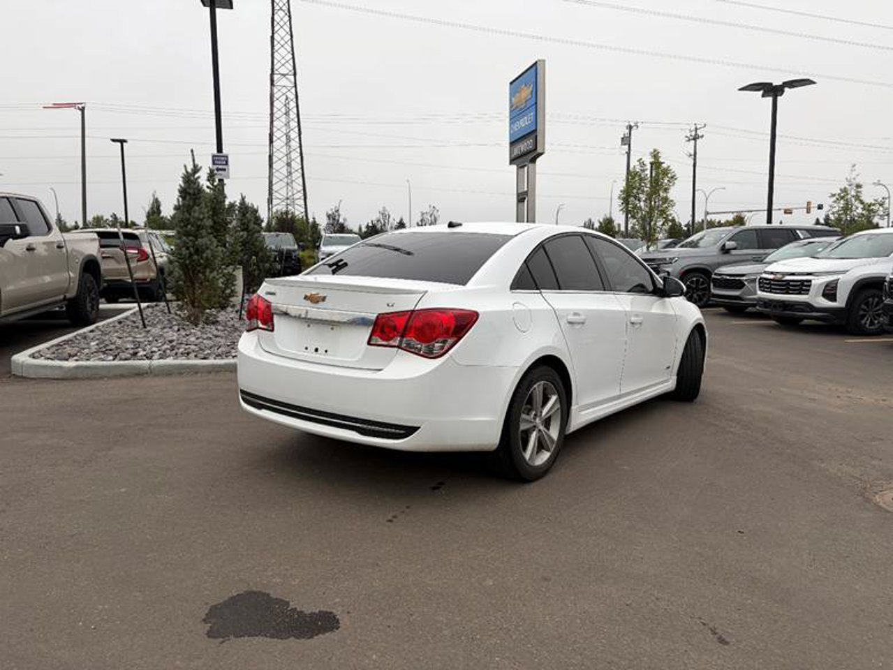 2013 Chevrolet Cruze 4dr Sdn LT Turbo w/1SB White Sherwood Park - photo #4