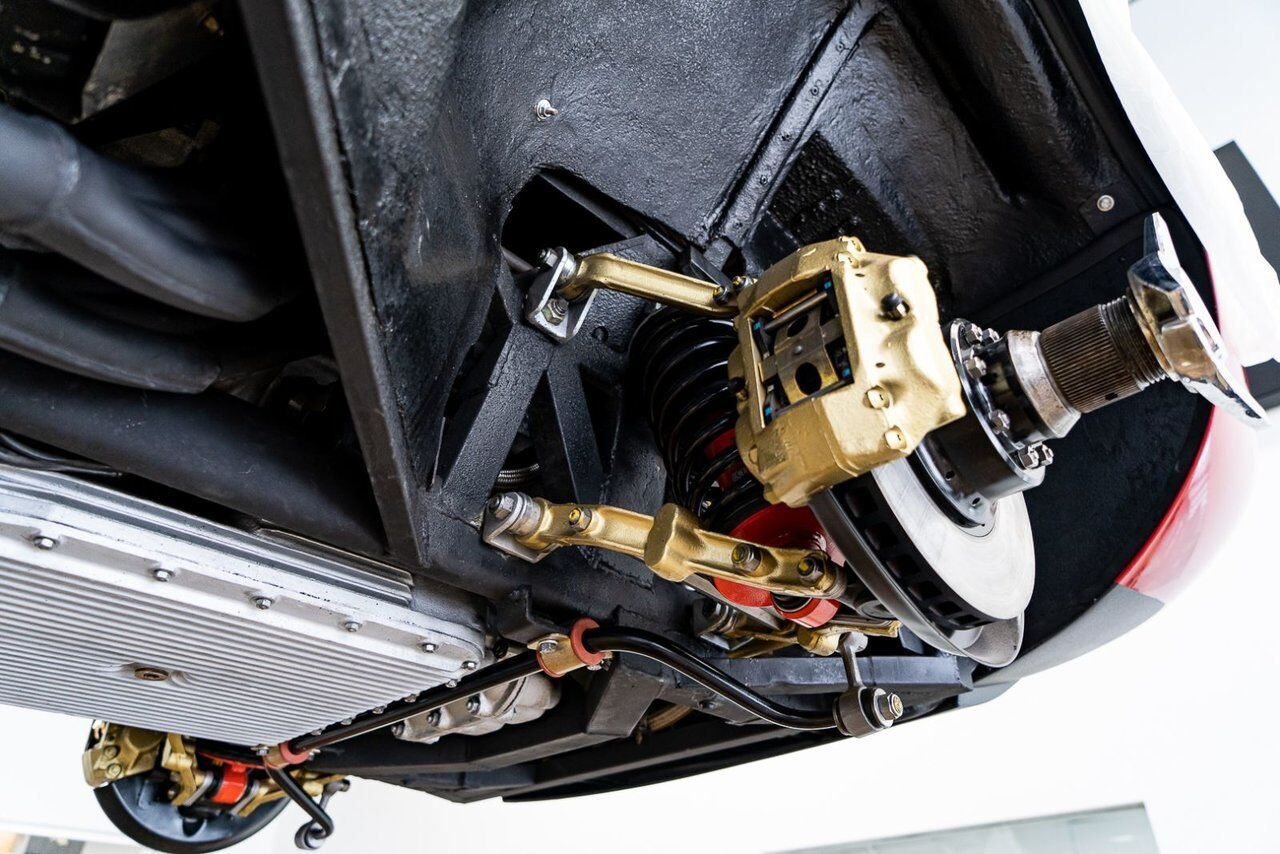 1973 Ferrari 365 GTB4 Daytona 18,301 miles With Orig Books/Tools/ Carbs / Filter Box Red Montreal - photo #115