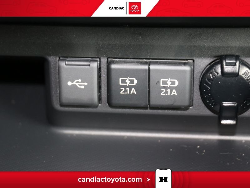 Toyota Highlander 2021 Noir Blainville - photo #27