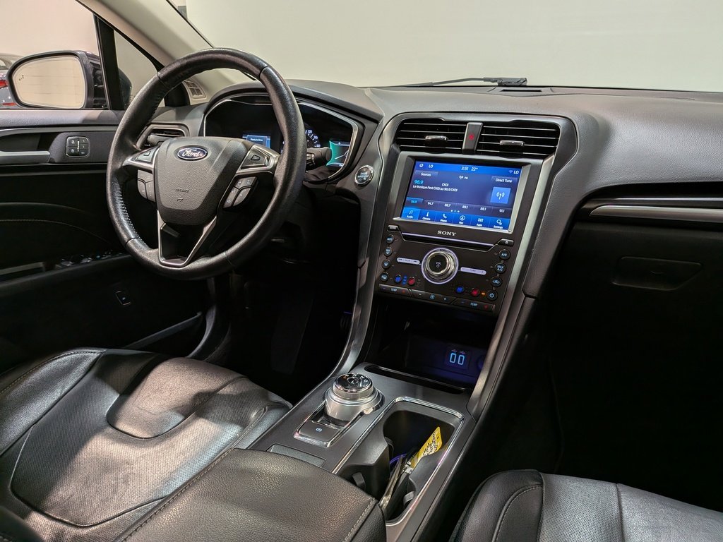 2020 Ford Fusion Energi Titanium FWD Black Val-David - photo #19