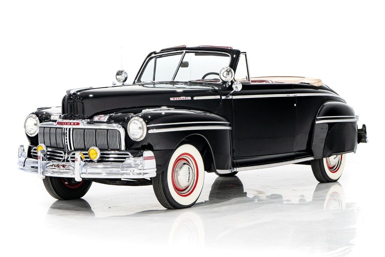 Mercury Eight **PRICE IN USD** 1947 Noir Montréal - photo #0