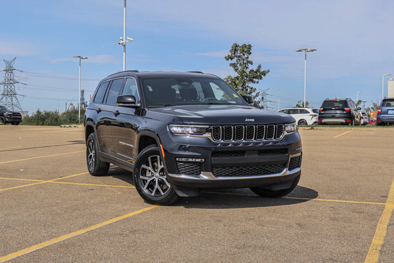 2024 Jeep Grand Cherokee L Limited 4x4 Blue Sherwood Park - photo #1