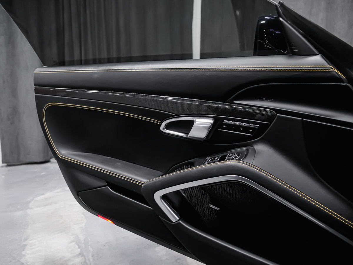 2017 Porsche 911 TURBO S Black Montreal - photo #10