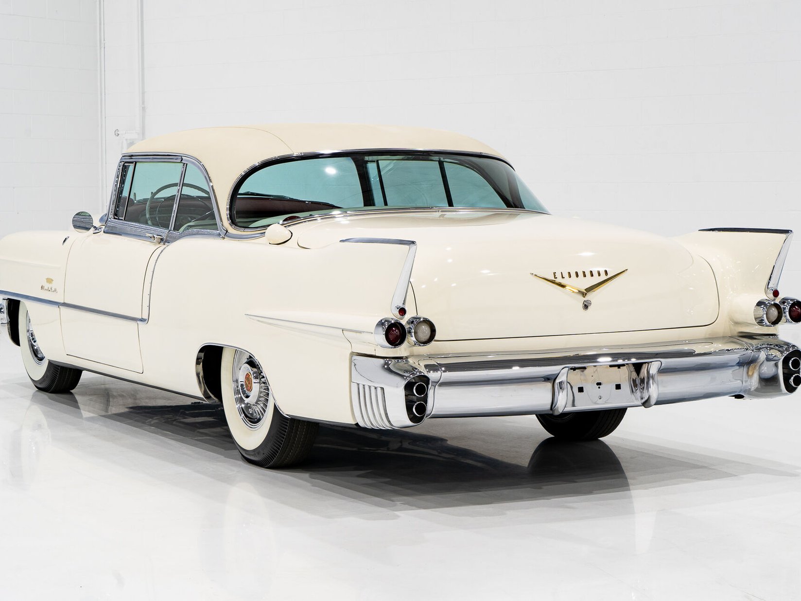 Cadillac Eldorado Seville With Factory A/C | PRIX EN USD 1956 Blanc Montréal - photo #1