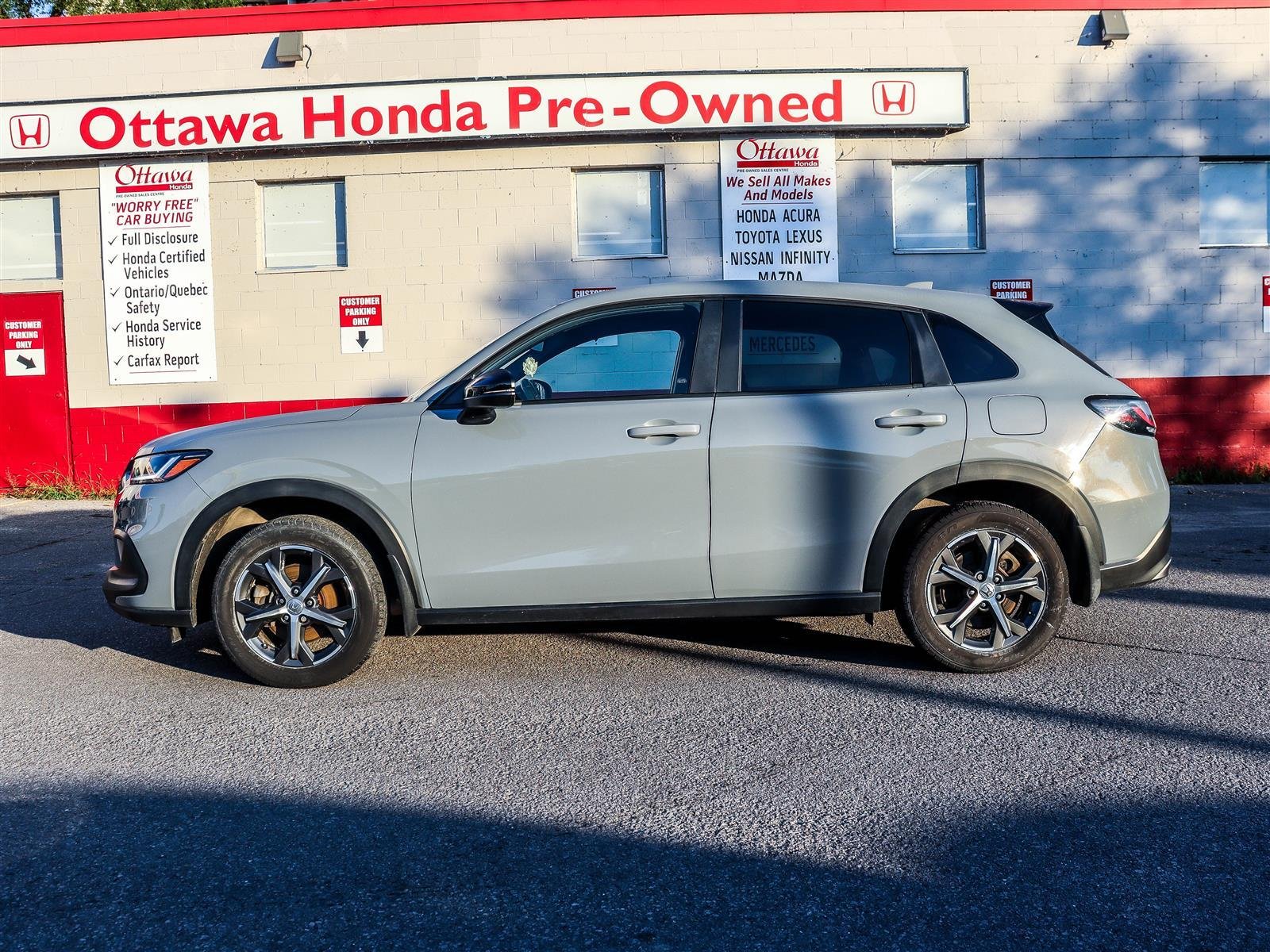Honda HR-V Sport 2023 Grey Ottawa & Gatineau - photo #4