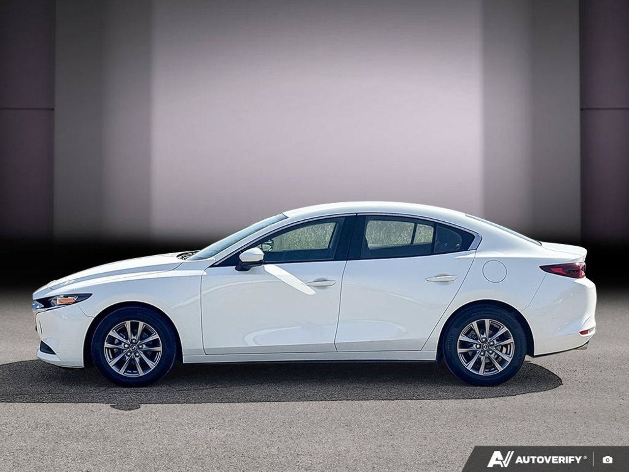 Mazda Mazda3 3MZBPAB72NM310088 2022 Blanc Mirabel - photo #1