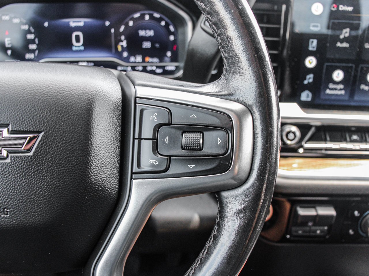 2022 Chevrolet Silverado 1500 4WD Crew Cab 147 RST Black Sherwood Park - photo #20
