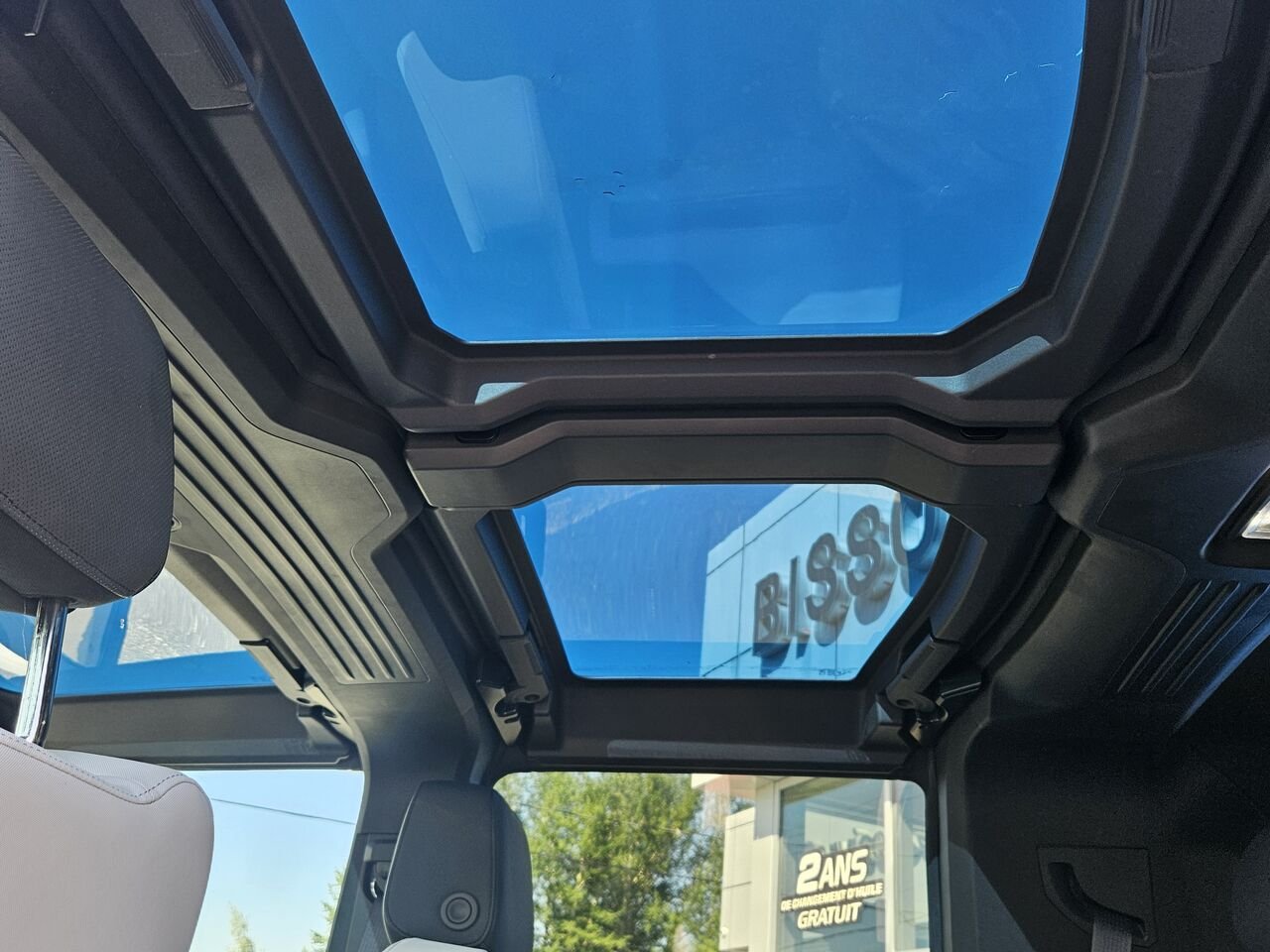 2024 GMC HUMMER EV VUS 3X e4RM 4 portes White Thetford Mines - photo #21