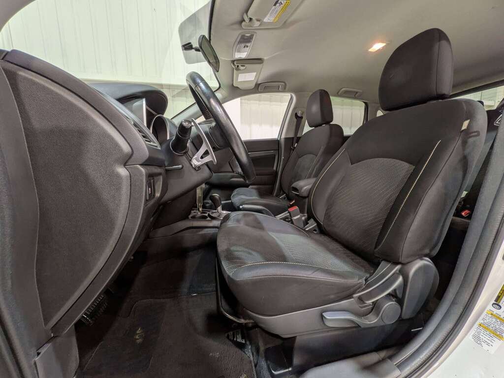 2015 Mitsubishi RVR AWD 4dr CVT GT White Val-David - photo #1
