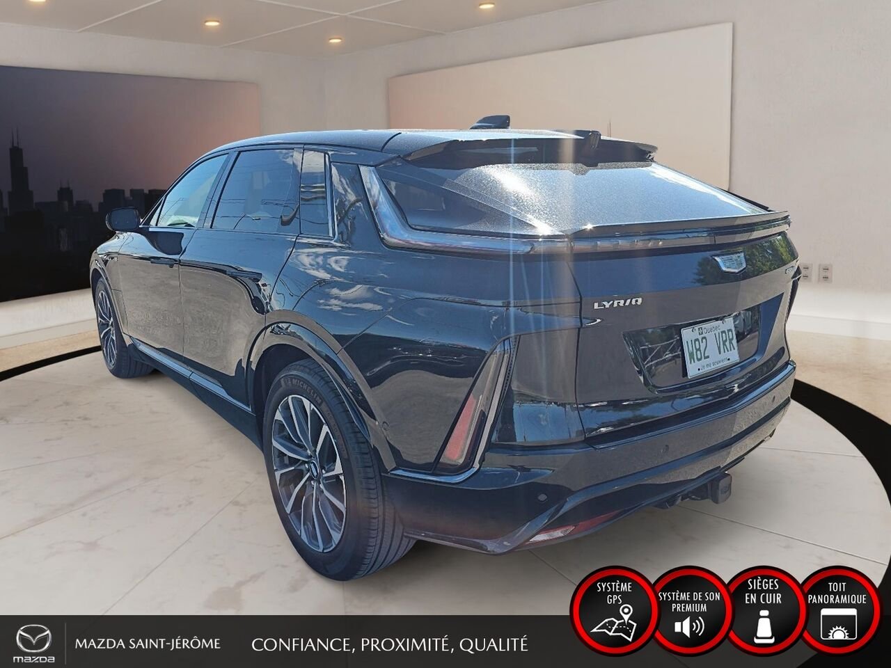 2025 Cadillac LYRIQ TRANSFERT DE BAIL $879/MOIS +TX BALANCE 12 MOIS Black Saint-Jérôme - photo #8