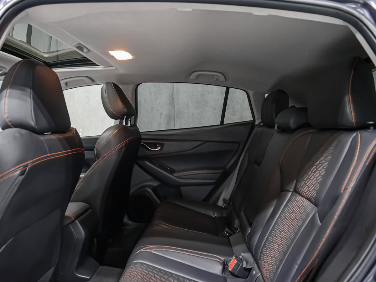 2021 Subaru Crosstrek LIMITED Grey Montreal - photo #15