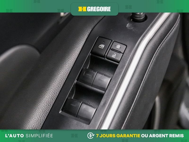 2024 Toyota Highlander Grey Saint-Eustache - photo #11