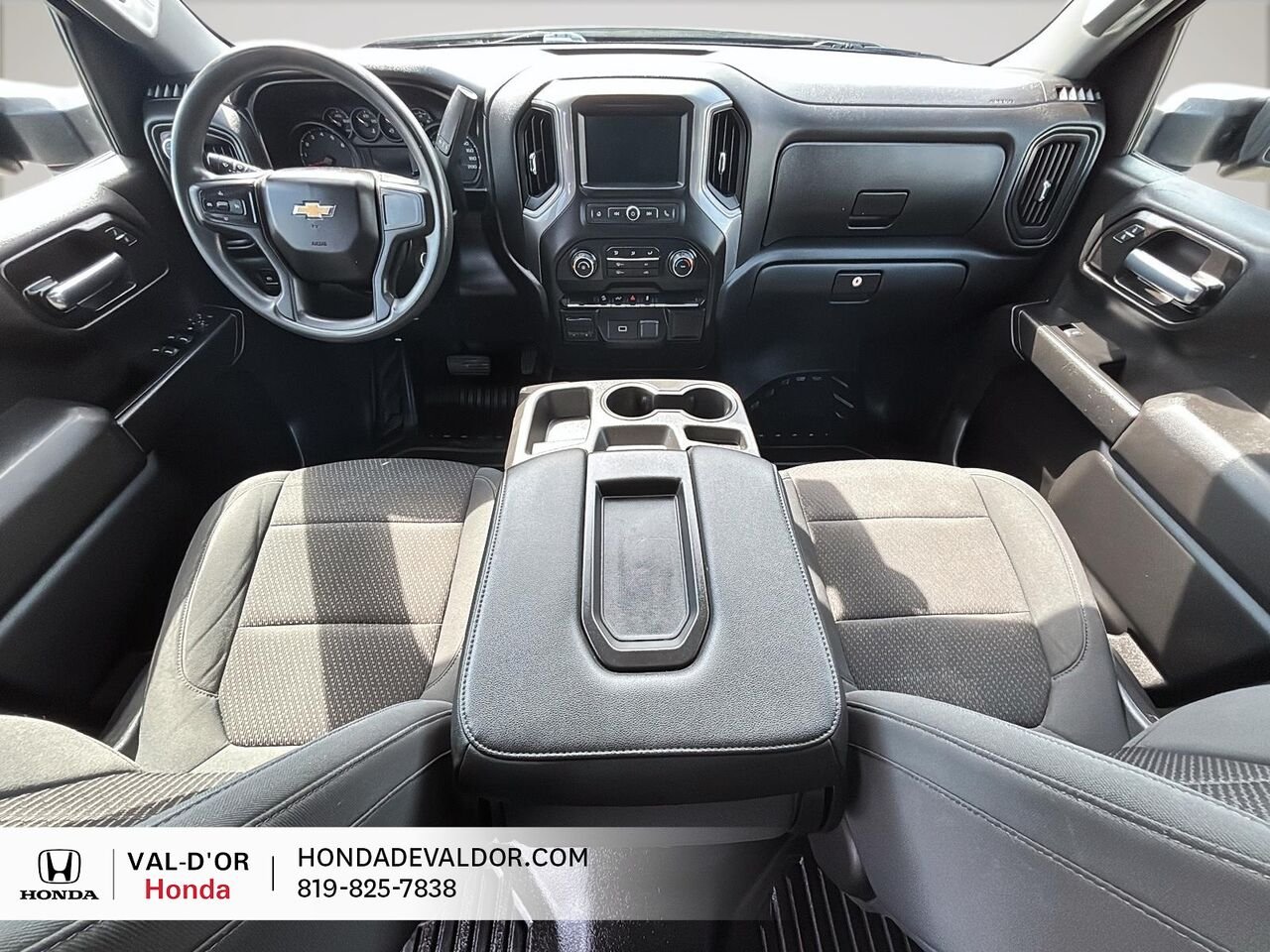 Chevrolet Silverado 1500 WT cabine multiplace 4RM 147 po 2020 Noir Val-d'Or - photo #7