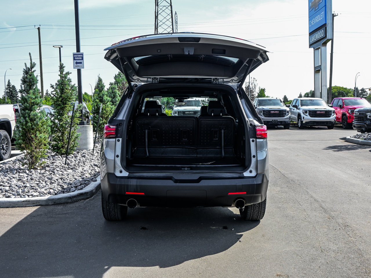 2023 Chevrolet Traverse AWD 4dr RS Grey Sherwood Park - photo #13