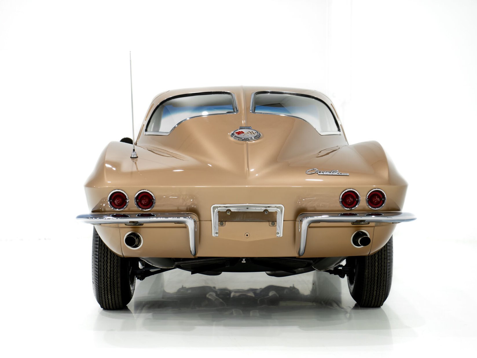 Chevrolet Corvette Fuel Injection Moteur Matching 327 à injection développant 360 chevaux | PRICE IN USD 1963 Beige Montréal - photo #26