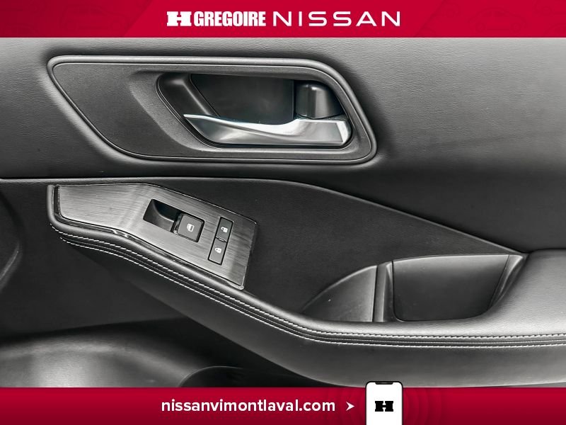 Nissan Rogue 2024 Blanc Laval - photo #12