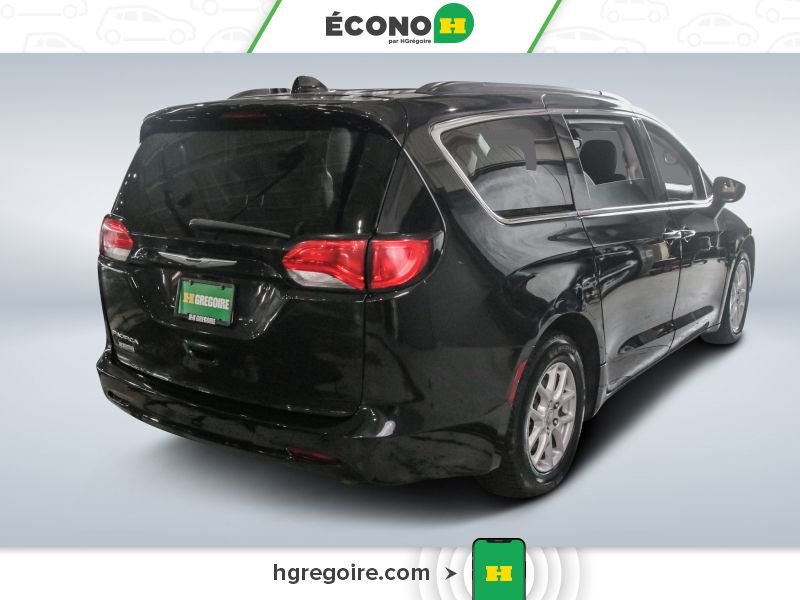 Chrysler Pacifica 2017 Noir Saint-Eustache - photo #7