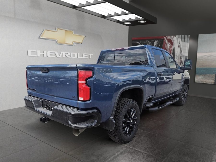 2026 CHEVROLET Silverado 2500HD 2026 LAKESHORE BLUE METALLIC