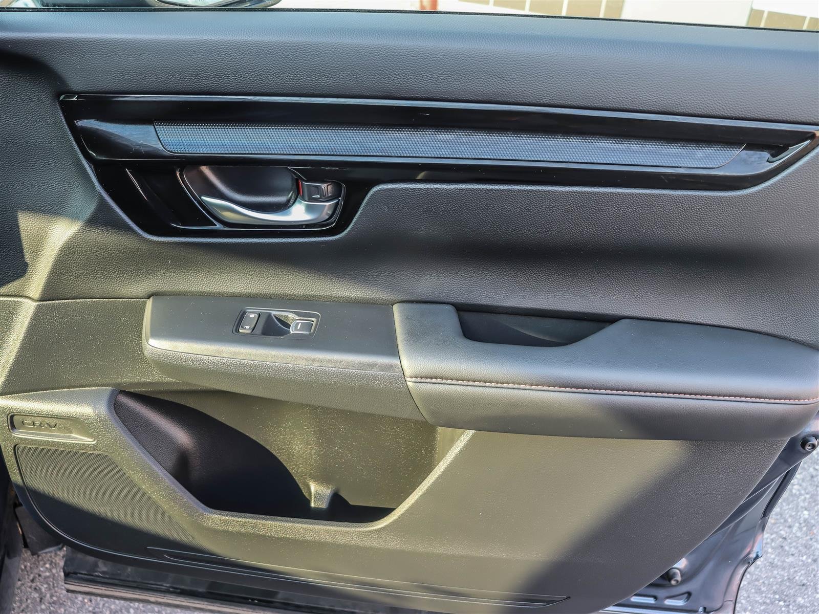 Honda CR-V hybride Touring 2023 Blue Ottawa & Gatineau - photo #16