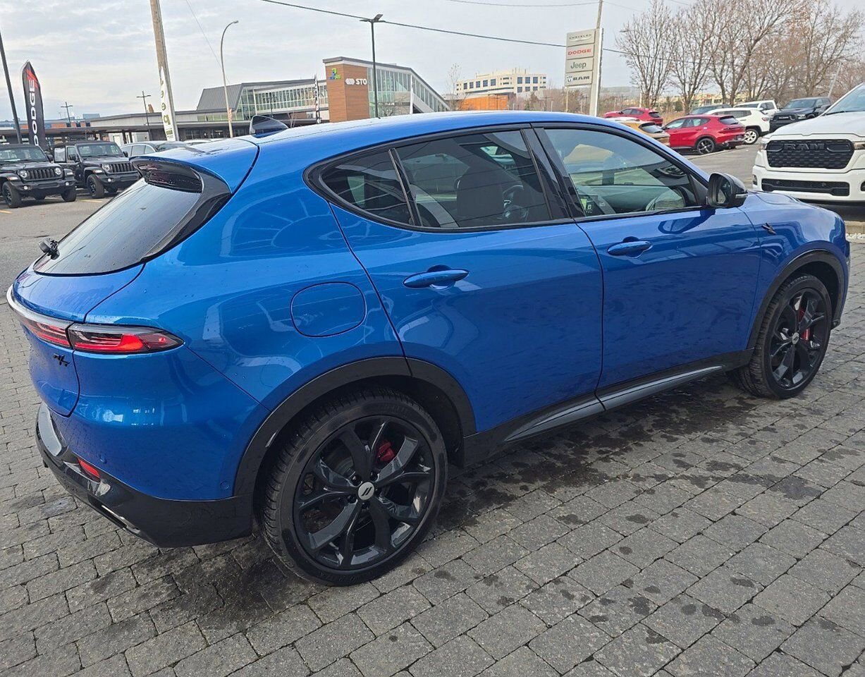 Dodge Hornet R/T PHEV TIe 2024 Bleu Bayou Ottawa & Gatineau - photo #4