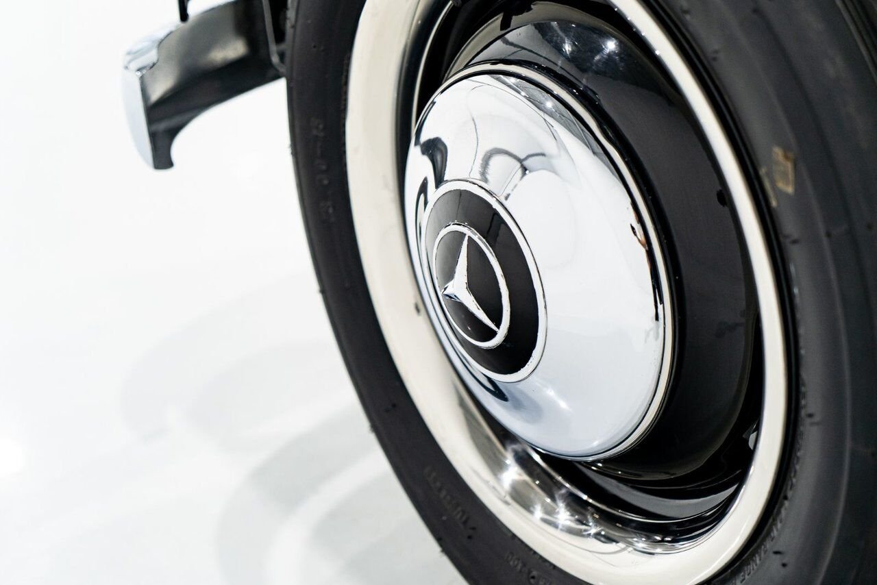 1950 Mercedes-Benz 170S Cabriolet B Wonderfully Presented Old Restoration Grey Montreal - photo #73