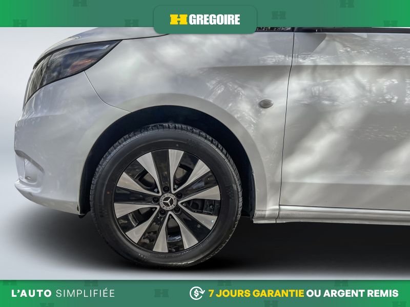 2022 Mercedes Benz Metris Blue Blainville - photo #31