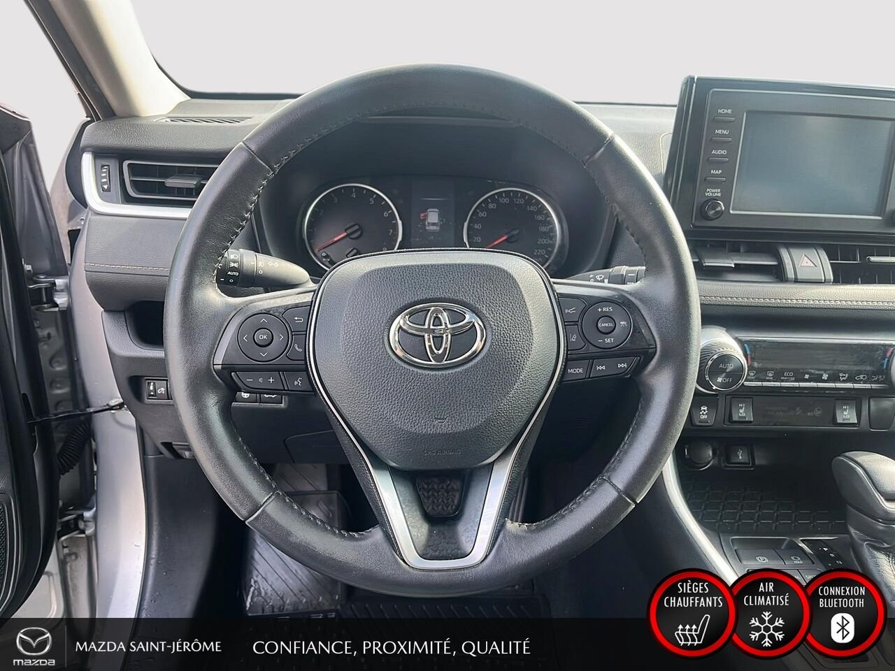 2020 Toyota RAV4 XLE | 49 877 KM | TOIT OUVRANT | AWD | ATTELAGE Silver Saint-Jérôme - photo #13