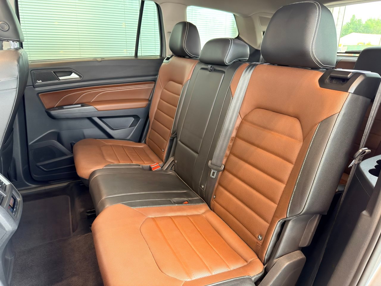 Volkswagen Atlas 2021 Gris Notre-Dame-des-Prairies - photo #22