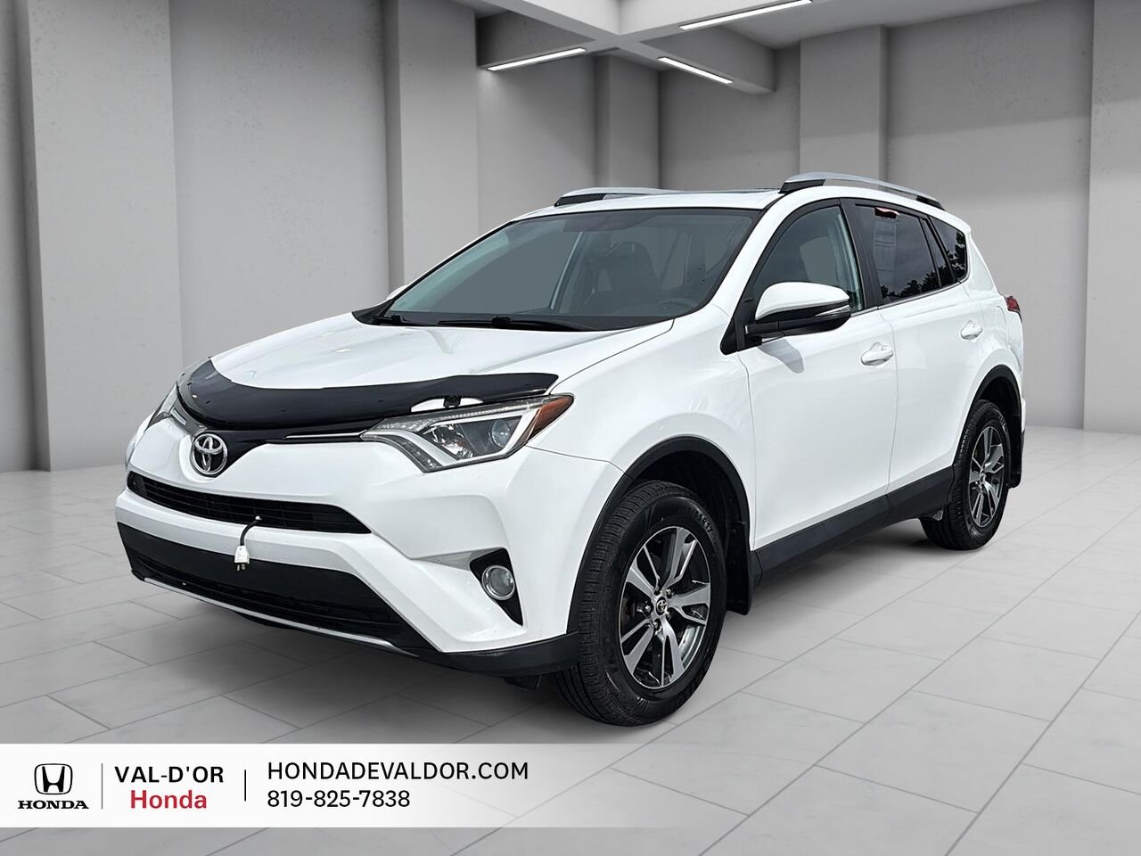 Toyota RAV4 AWD 4 portes XLE 2016 Blanc Val-d'Or - photo #0