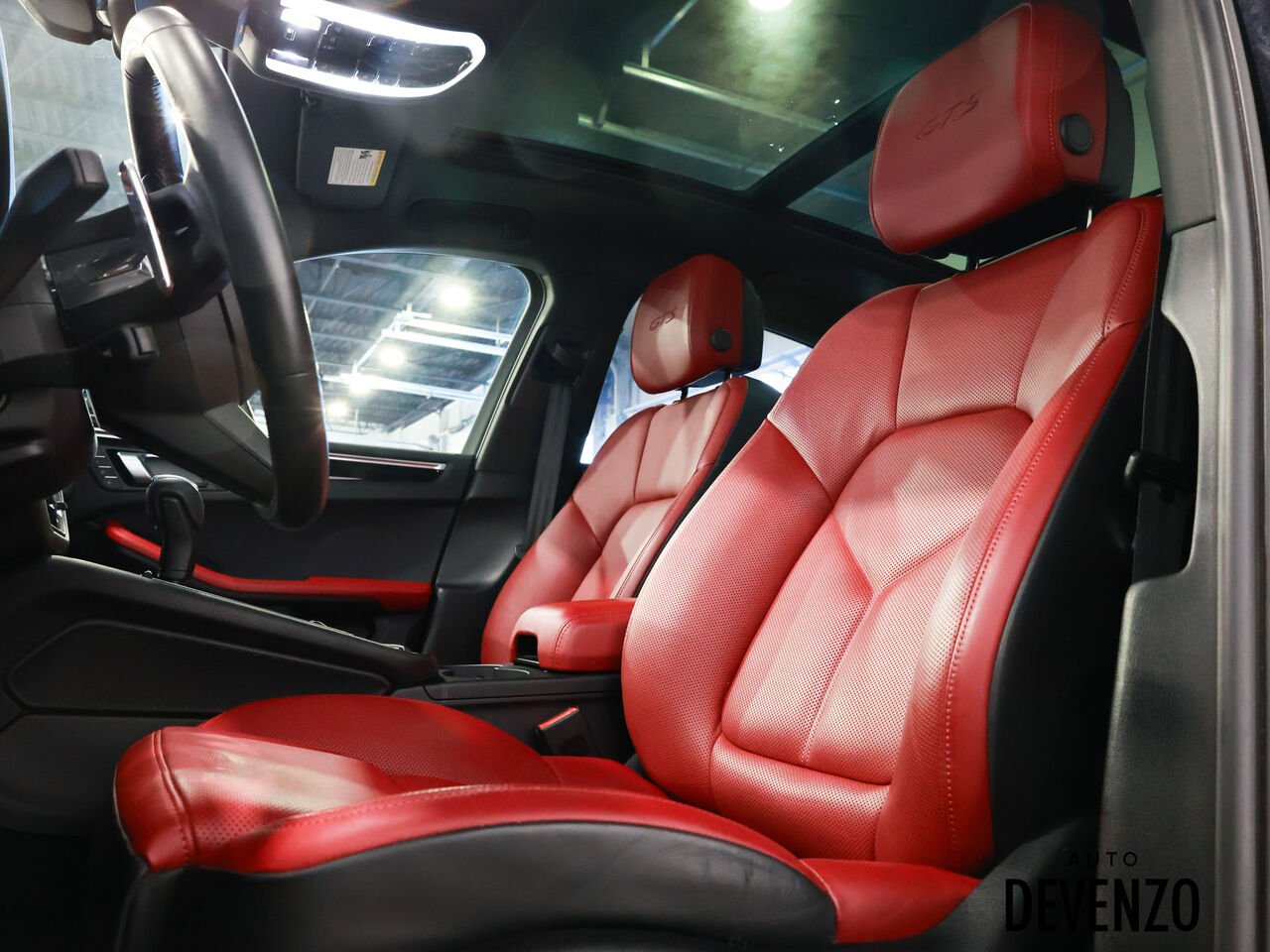 2023 Porsche Macan Black Saint-Eustache - photo #13