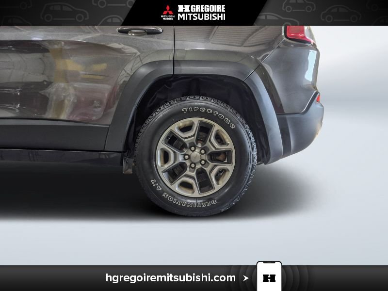 Jeep Cherokee 2019 Gris Laval - photo #11