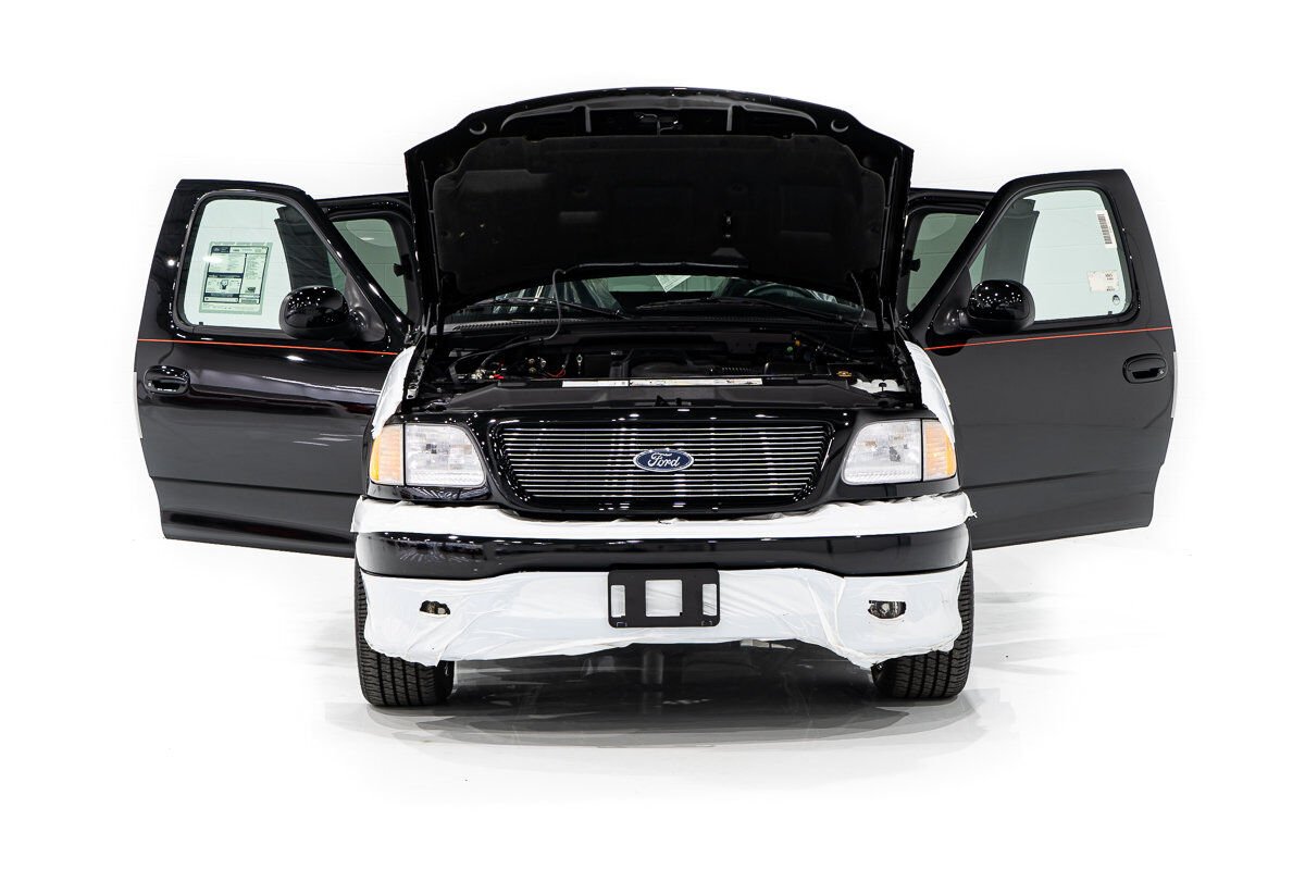 2000 Ford F-150 Harley Davidson Edition In Delivery Packaging Black Montreal - photo #43