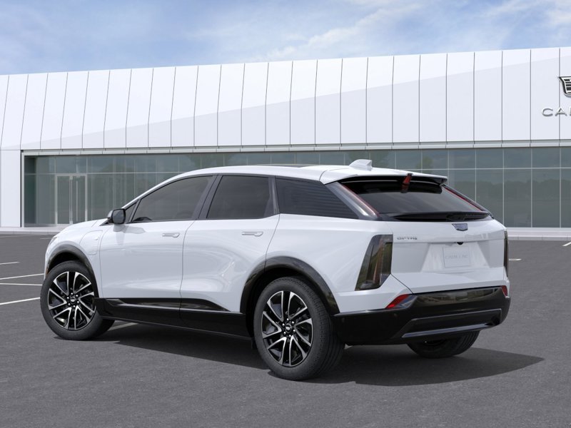 2027 CADILLAC OPTIQ 2027 White