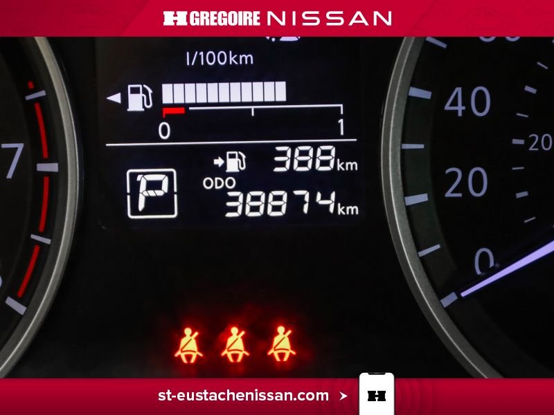 2024 Nissan Kicks White Laval - photo #15