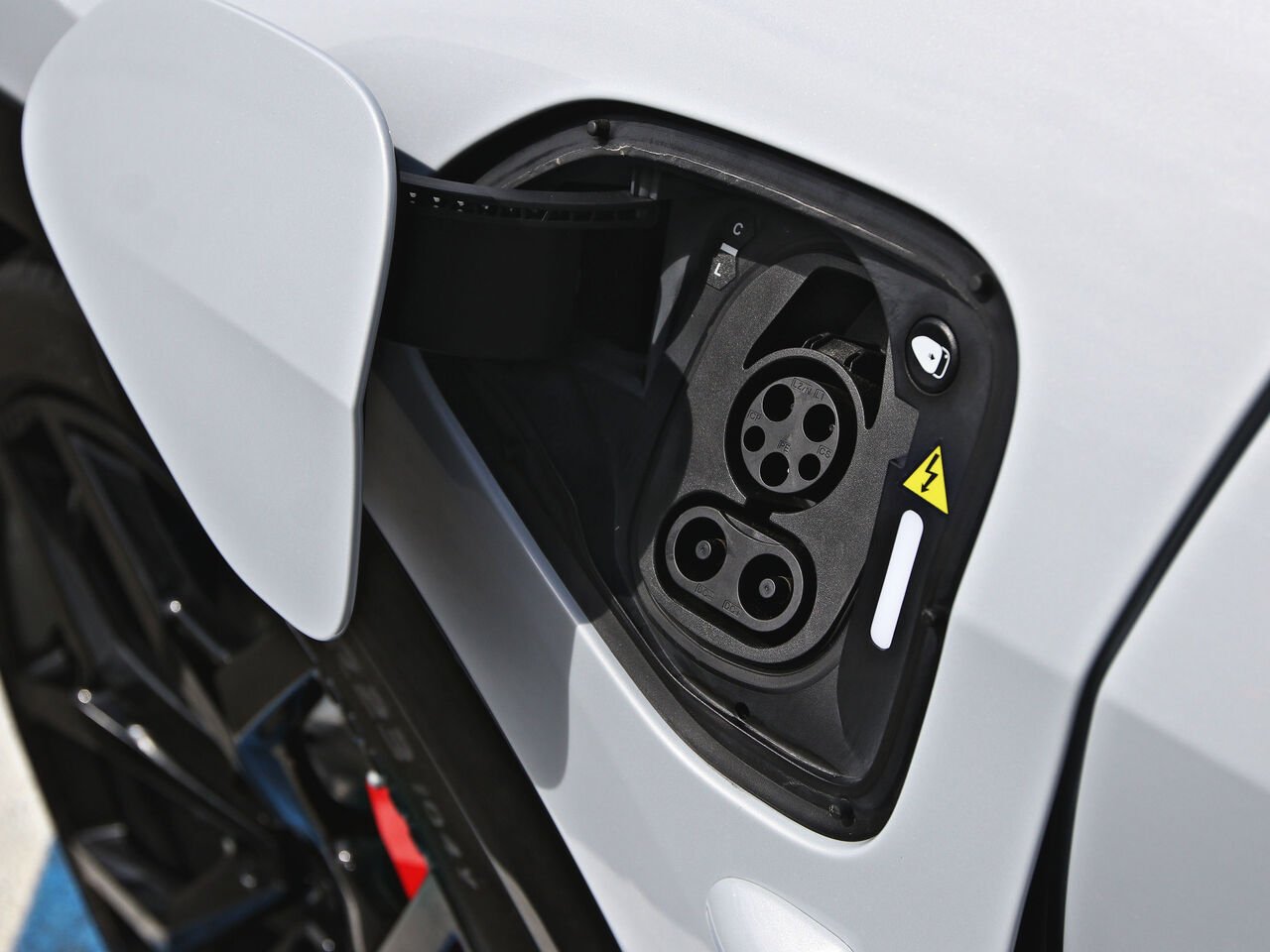 2026 Lotus Eletre Silver Québec - photo #7
