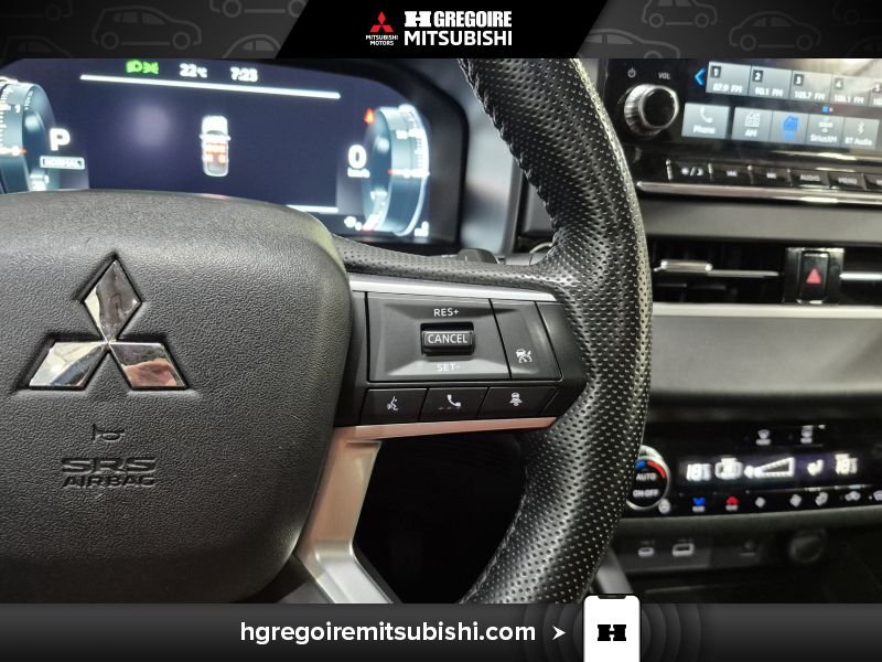 2025 Mitsubishi Outlander Plug-In Hybrid Blue Laval - photo #22