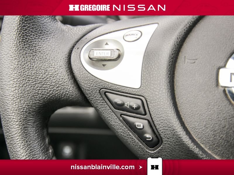 Nissan Sentra 2017 Blanc Laval - photo #16