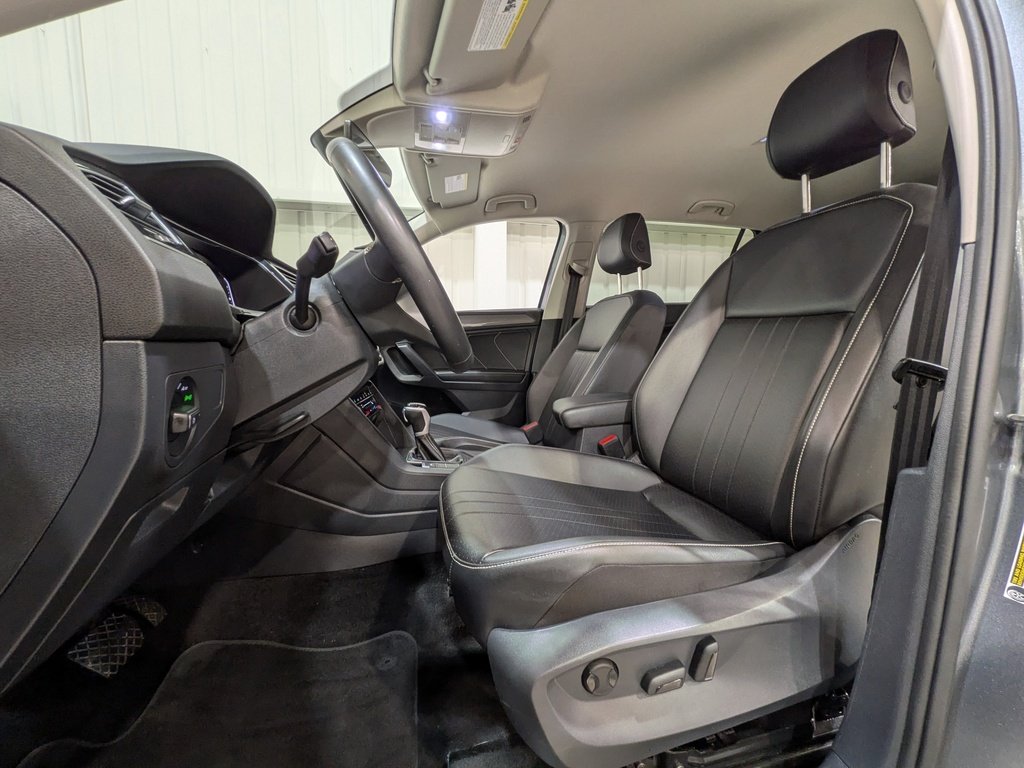 2024 Volkswagen Tiguan Comfortline 4MOTION Grey Val-David - photo #1