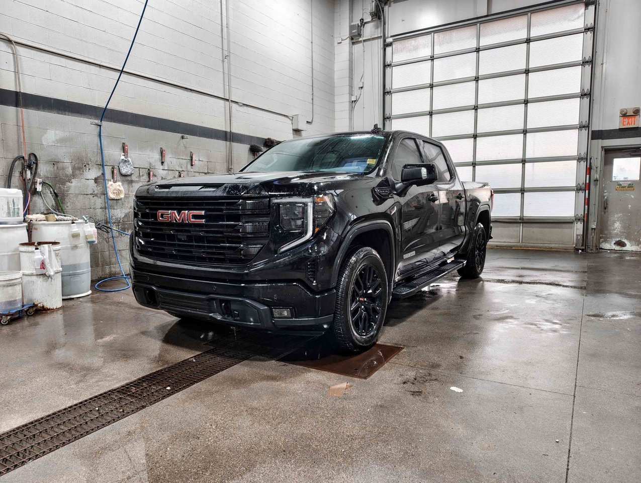 2024 GMC Sierra 1500 4WD Crew Cab 147 Elevation Black Sherwood Park - photo #6
