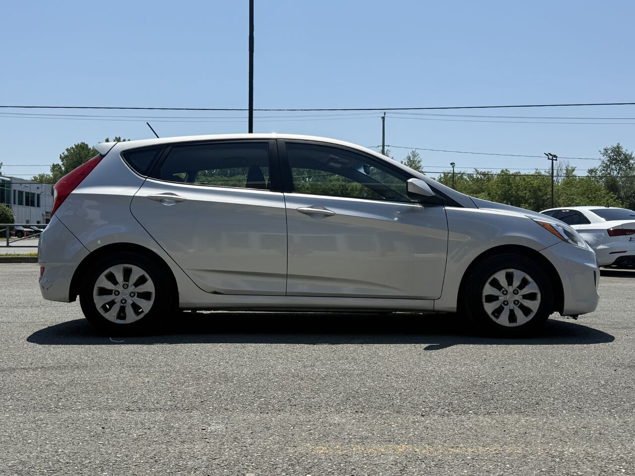 Hyundai Accent 2016 Granby - photo #7