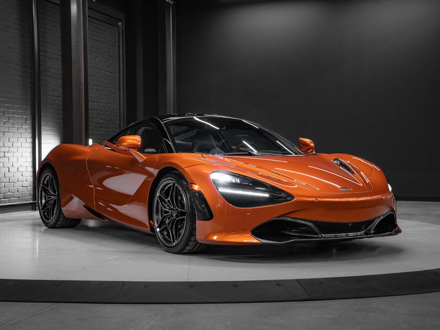 2018 McLaren 720S 2018 Blue