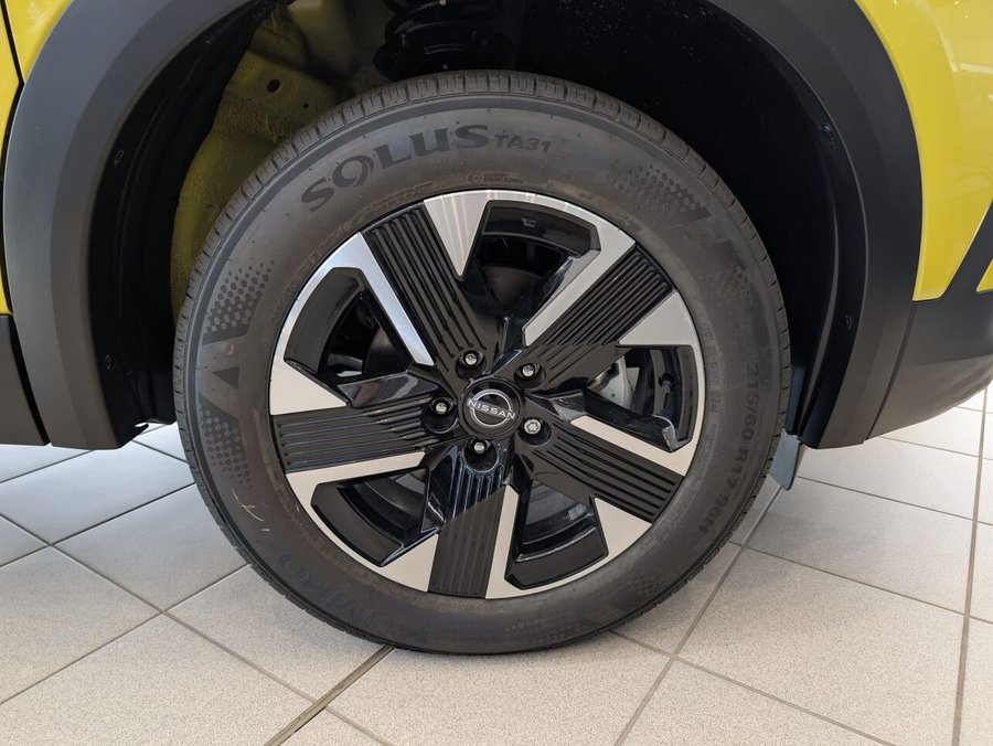 NISSAN Kicks 2026 2026 Jaune yuzu métallisé/Noir intense