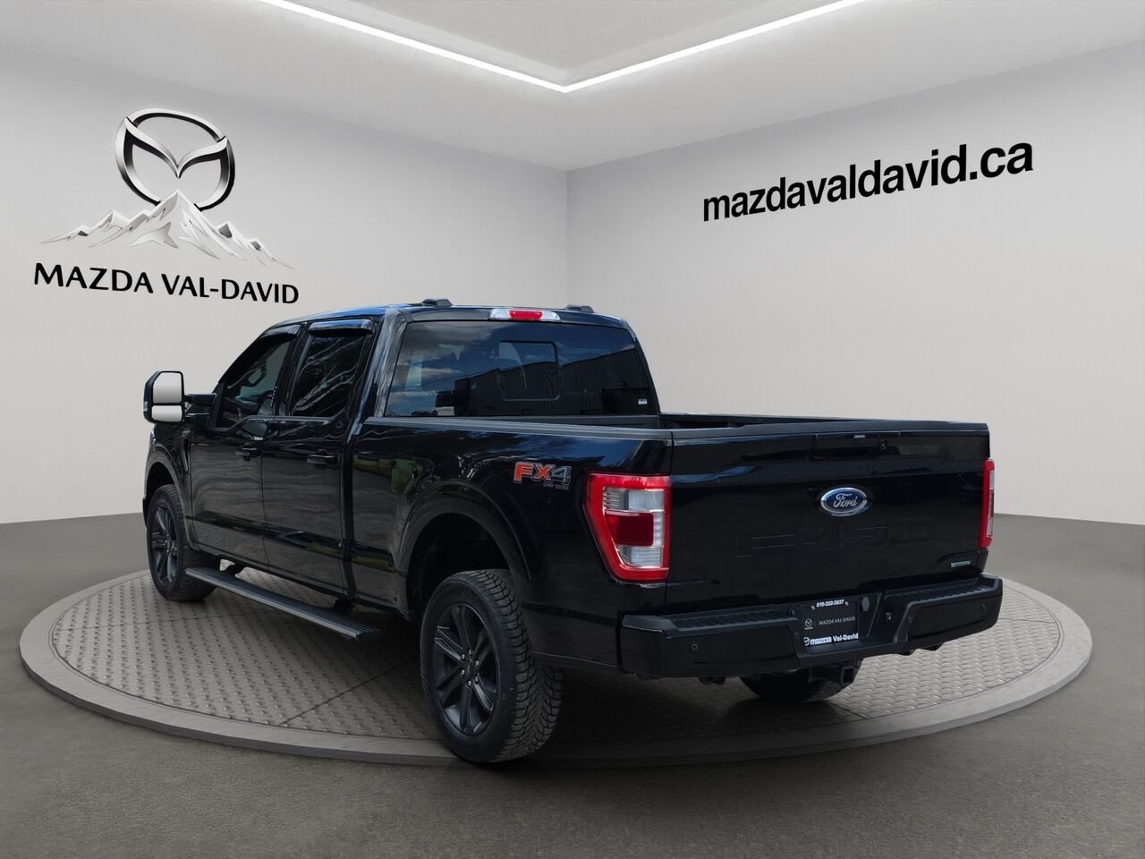 2023 Ford F-150 LARIAT cabine SuperCrew 4RM caisse de 5,5 pi Black Val-David - photo #19