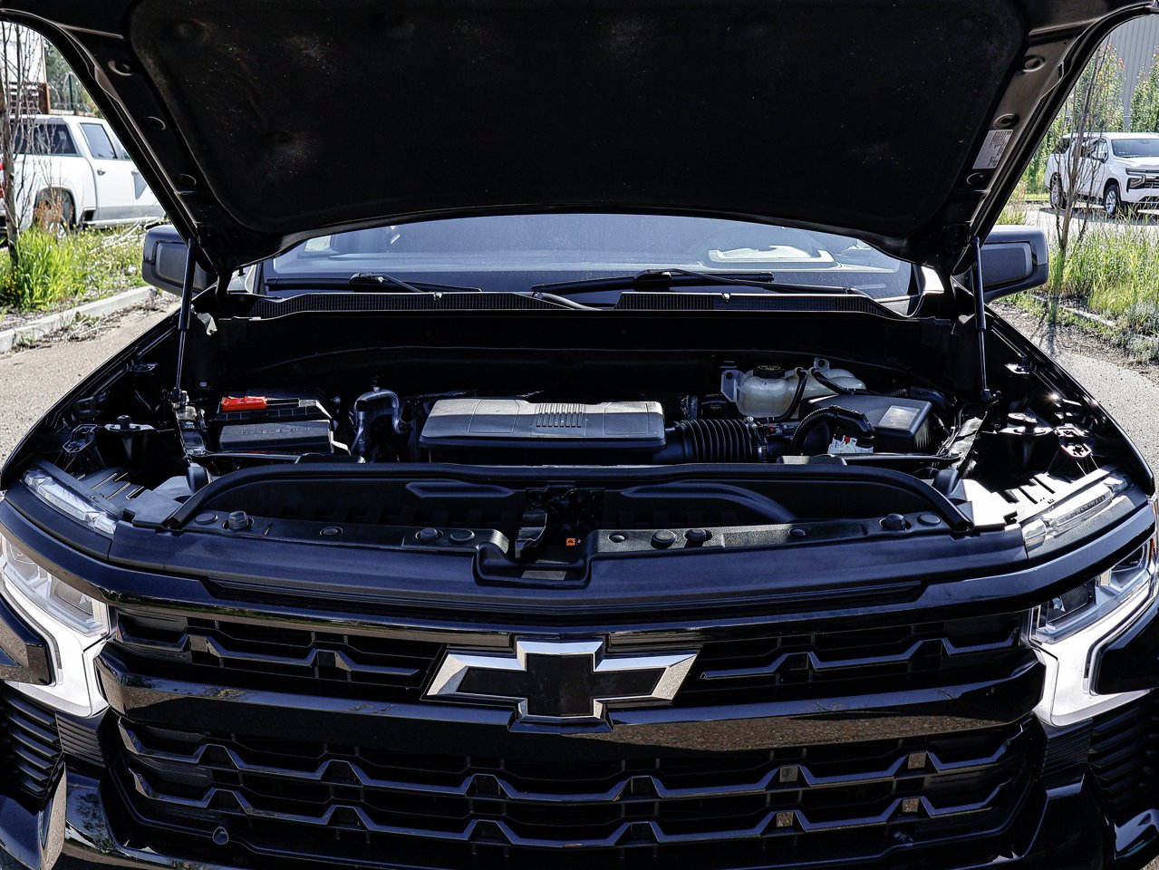 2023 Chevrolet Silverado 1500 4WD Crew Cab 147 RST Black Sherwood Park - photo #8